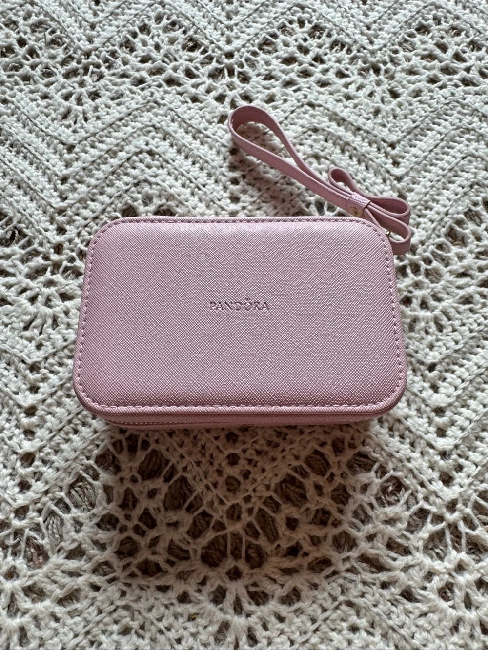 Pandora Blush Pink Faux Saffiano Leather Travel Jewelry Case For Charm Bracelet